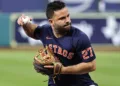 José Altuve Deja a Todos Asombrados con un 2×1 Histórico en una Noche Mágica en Boston